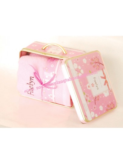 Souvenir Bayi M738